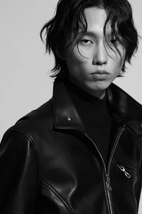 model - Chang Deok